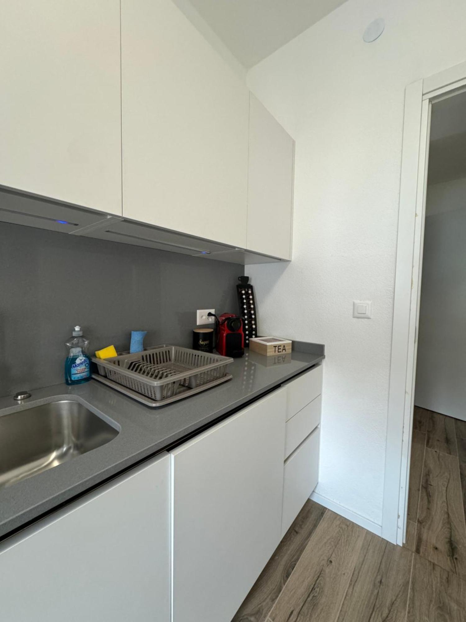 Deluxe Central Apartment - Free Parking Lugano Kültér fotó